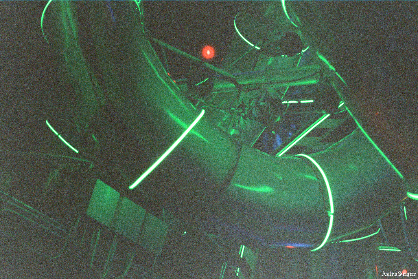 Glowing Tubes - Green